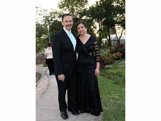 La boda religiosa de Adriana Corrales y Xavier Lacayo