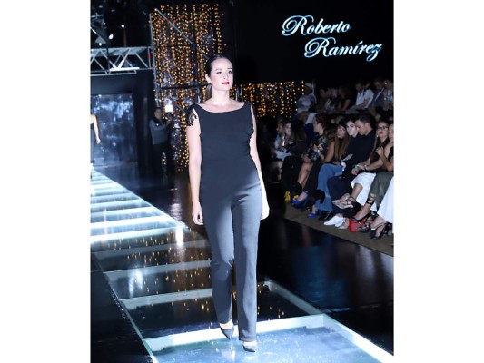 Roberto Ramírez cautiva con sus little black dresses   