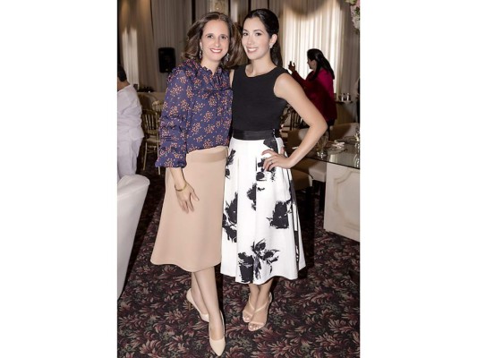 Alegre brunch por la nueva cristiana&nbsp;&nbsp;