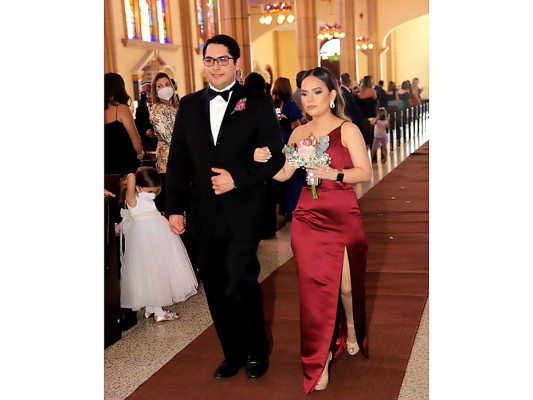 La boda de Mónica Guillen y Gabriel Balladares