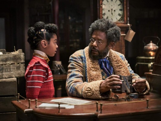 Jingle Jangle: una mágica Navidad<br/>¡Ya se siente la Navidad! Netflix no quiso desaprovechar este noviembre para comenzar a darle el aire navideño a la plataforma. Esta historia trata de una traición la cual desanima a un fabricante de juguetes; este, con la ayuda de a su nieta, recupera la esperanza de la Navidad. La podrías ver este 13 de noviembre.<br/>