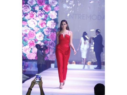 Spring Fashion Show 2016 de los seniors EIS  