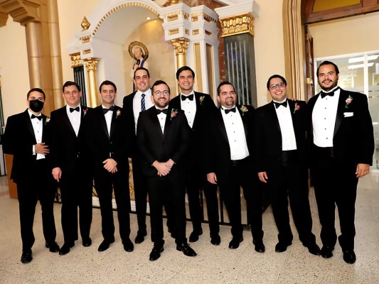 La boda de Mónica Guillen y Gabriel Balladares