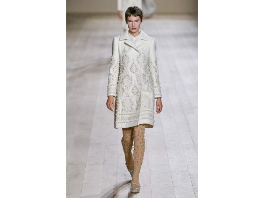 Dior presenta colección Alta Costura Primavera/Verano 2022