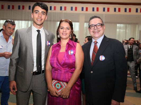 Embajada de Francia celebra Día de la Bastilla