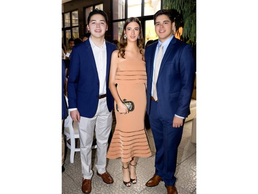 El seniors brunch de la escuela Internacional Sampedrana 2017  