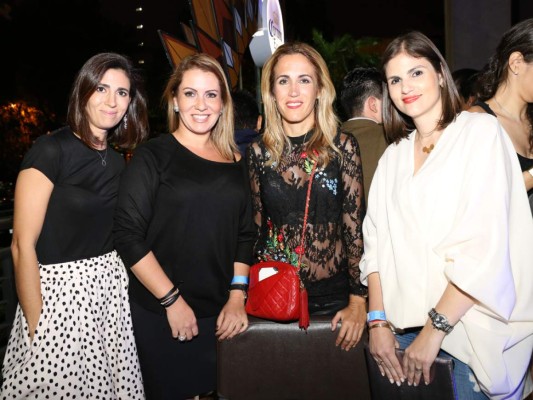 Karla Lang, Stefania Cesi y Pamela Cruz