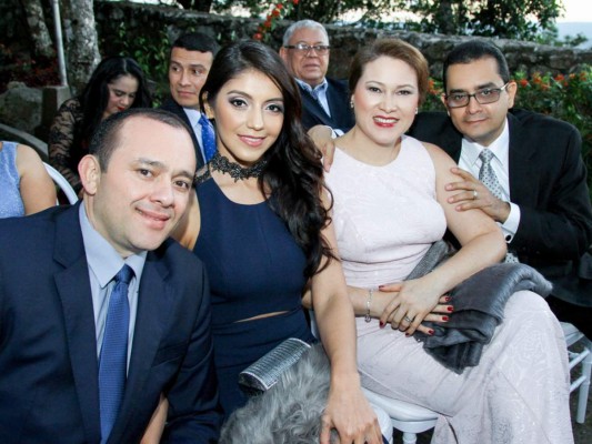 La boda de Kimberly Martínez y Nelson Muñoz