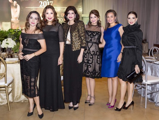 Camilo Kafati recibe homenaje El Forjador 2017  