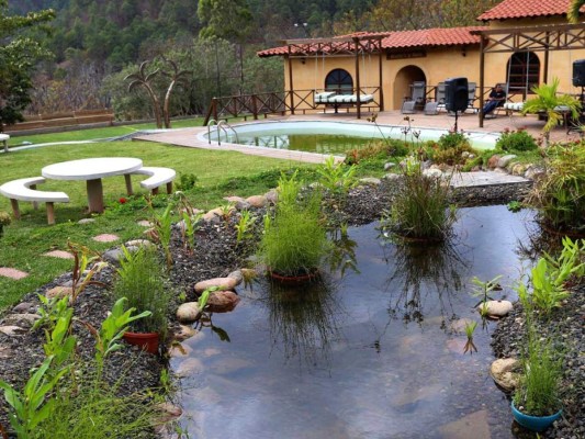 Coctel de apertura de EcoHotel Shangri-la
