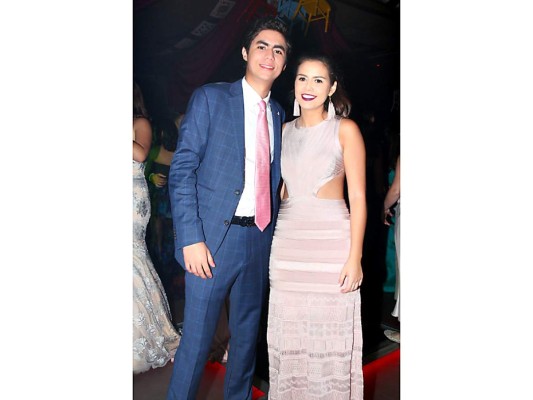 La fiesta Prom de la EIS 2017