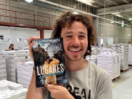 Para el 2019, el empresario escribió y publicó su libro titulado Lugares asombrosos. En él relata muchas de sus anécdotas al viajar y también obsequió muchos tips para que tú también puedas conocer esos lugares espectaculares.