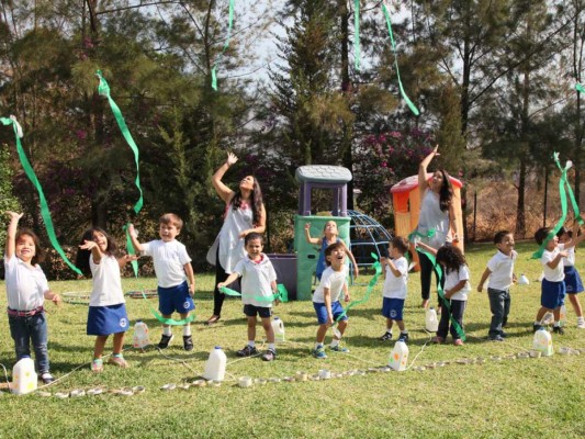 Día de la Madre tierra en Macris Kindergarten