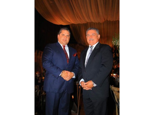 Elegante fiesta nupcial para Sofia Barletta y Jorge Vitanza