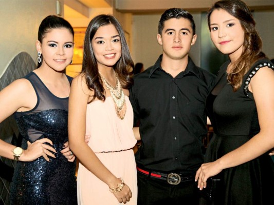 Eminé González, Jorge Reyes, Ana Isabella Merriam