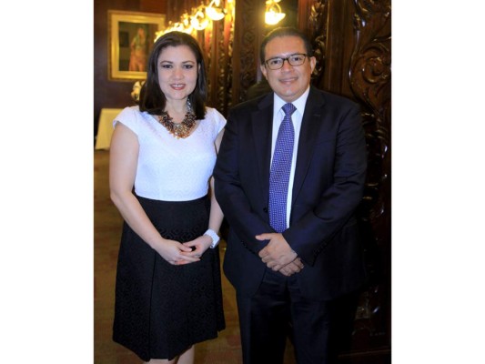 Cena con Felipe Calderón