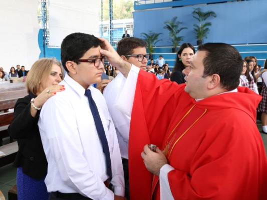 Confirmación en Macris School