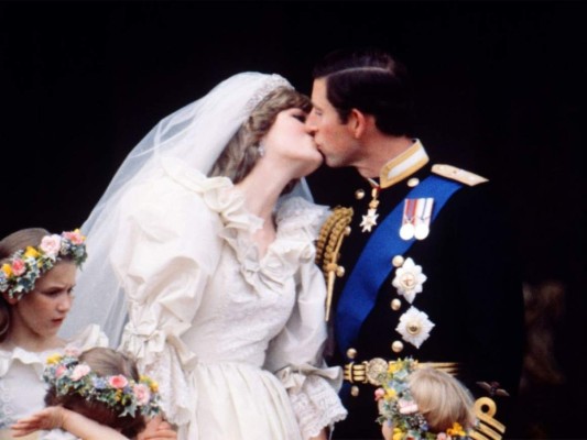 ¿Qué pasó detrás de la boda de Diana y Charles?