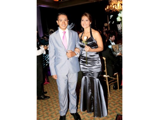 Desfile de los Seniors 2017 Del Campo International School