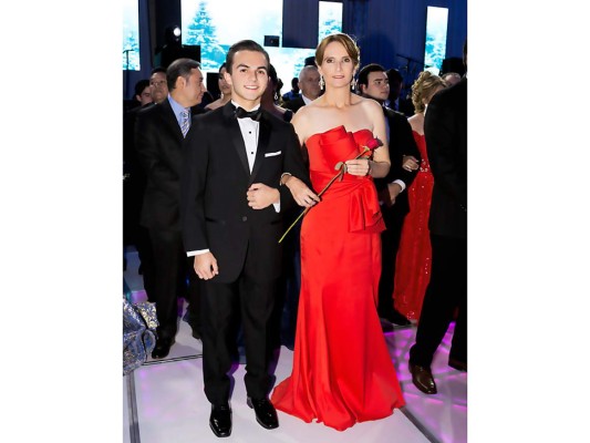 Los looks de los graduados y sus padres en la gala de Seran School  