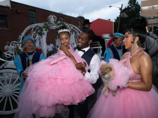 Así fue la fiesta de cumpleaños de lujo de Kulture, la hija de Cardi B