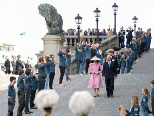 Suecia celebra 70º cumpleaños del rey Carlos XVI Gustavo