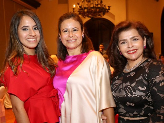 Primorosa bienvenida para Ariana Sofía