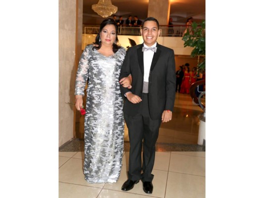 Norma Durón y Oswaldo Ayala