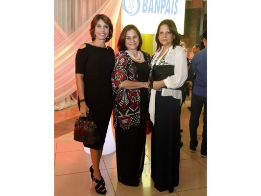 Brindis por Martha Susana Oviedo