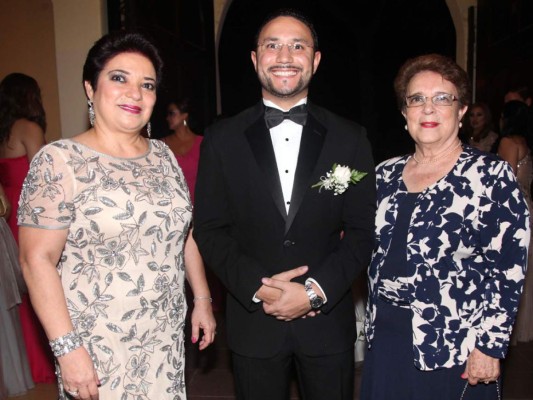 Boda de Mariela Girón y Luis Mario Hernández