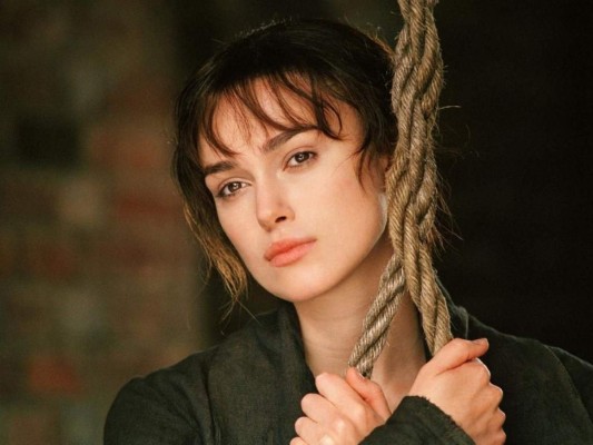 3. Luego del éxito que tuvo con su novela, Juicio y Sensibilidad, Jane decidió revisar el manuscrito de Orgullo y Prejuicio para enviarlo nuevamente, y es así que logró publicarlo cuando tenía 37 años de edad.