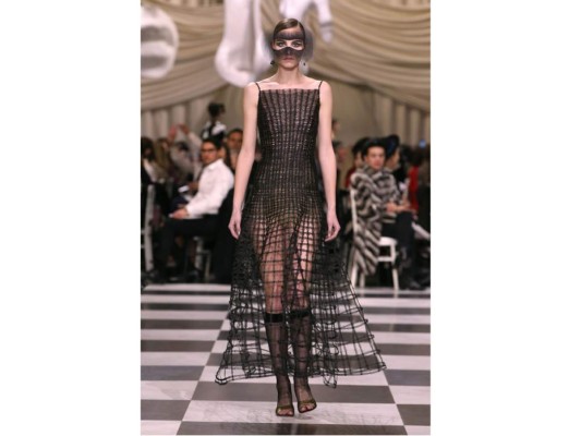 La Feminidad de Dior en el Haute Couture Fashion Week París 2018
