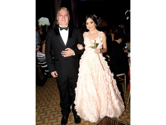 Desfile de los Seniors 2017 Del Campo International School