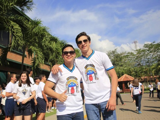 Senior entrance de la Escuela SERAN  