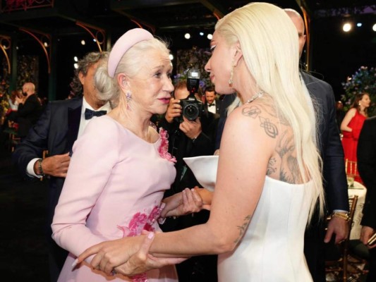 Helen Mirren y la guapísima Lady Gaga