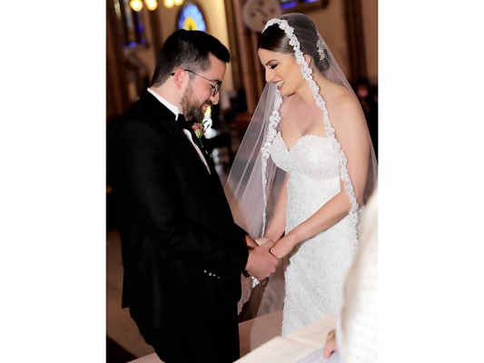 La boda de Mónica Guillen y Gabriel Balladares