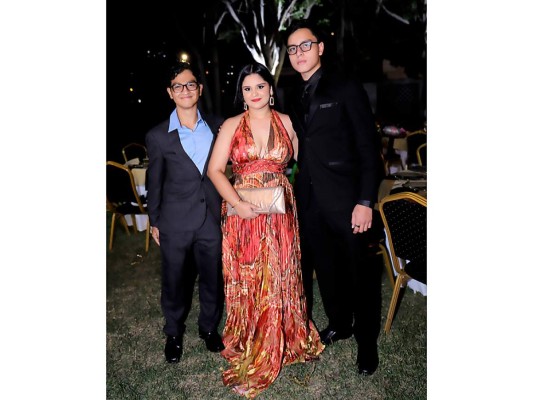 Jeffrey Quintanilla, Megan Castellon y Haziel Pavón