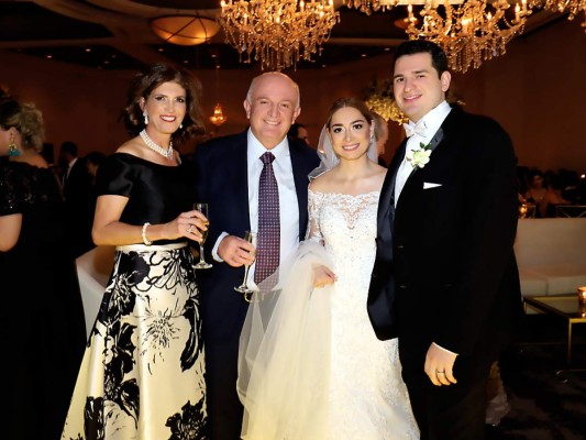 Karen y Esteban Espinosa, Marisela y Remo Memoli