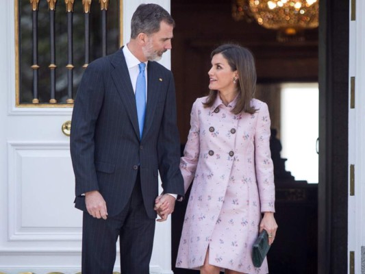 Los reyes de España Felipe VI y Letizia en imagenes