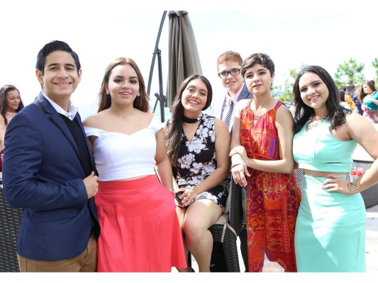 Senior breakfast de La Estancia School