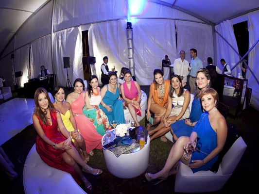 Konan Morales y Rossie Umaña se casan  