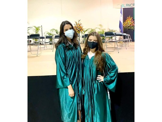 Chiara Pazzetti y Monique Pineda