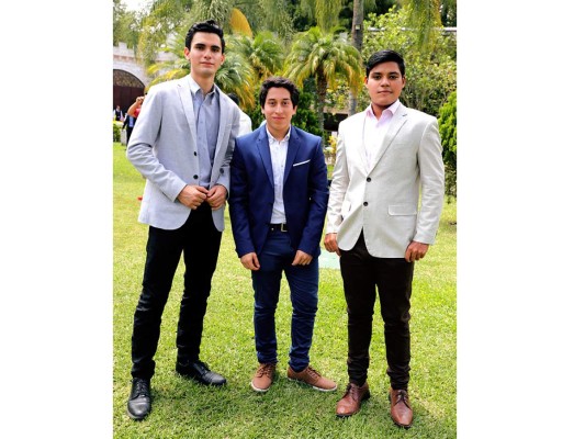 Los Seniors 2019 de la Dowal School celebraron su tradicional Almuerzo