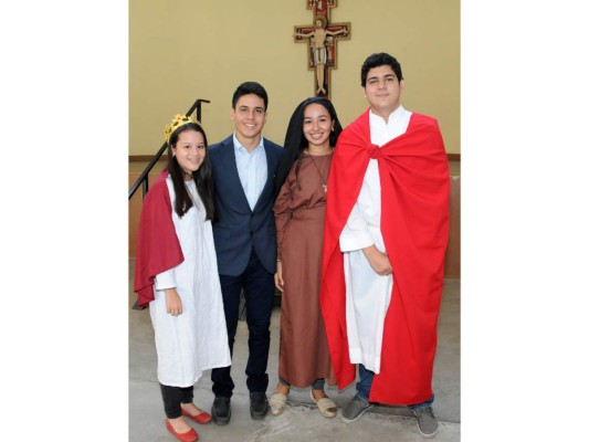 Dia de los Santos en Franciscan School
