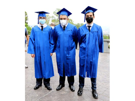 Misa para los seniors 2021 de Macris School