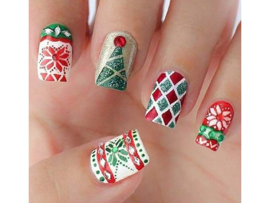 El turno de las uñas en navidad