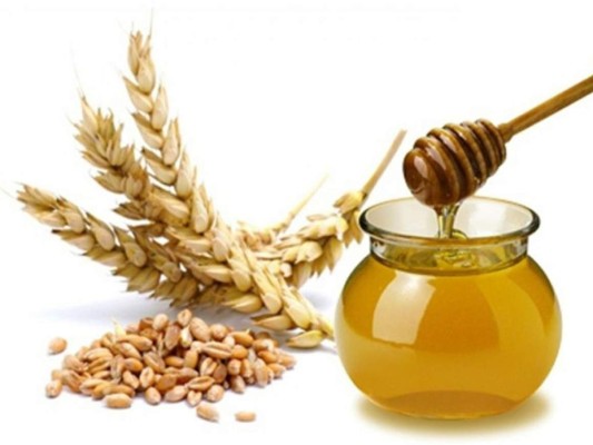 <br/>5. Full cicatrizante. La avena combinada con miel de abejas nos ayuda a hidratar las manos y, a su vez, a eliminar las células muertas y ayudar en la cicatrización de pequeñas heridas. Asimismo ayuda a eliminar las asperezas y a prevenir la aparición de signos prematuros de la edad. Su receta muy facil, solo se necesita una cucharada de harina de avena y dos cucharadas de miel de abejas, se mezcla la harina de avena con la miel de abejas, hasta obtener una pasta cremosa. y Se aplica y se retira después de 30 minutos.<br/>