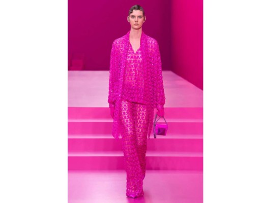 Valentino y su mundo color rosa: colección Otoño/Invierno 2022