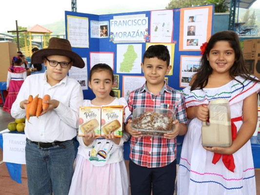Feria de Identidad Nacional en Macris School