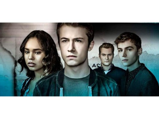 13 Reasons Why: Cuarta temporada<br/><br/> <br/><br/>Clay Jensen, se encuentra una caja llena de casetes grabados por Hannah Baker, su compañera y amor platónico, quien se suicidó dos semanas antes.